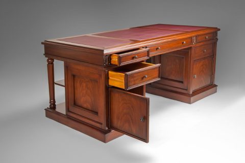 میز اداری مدیریتی کلاسیک مدل ایزابلا 3