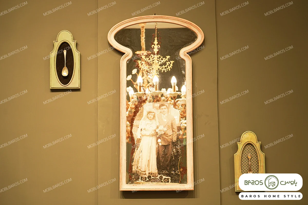قاب آینه جدید و زیبای طرح عروس و داماد خرید مبل باروس ۳۳۹۲