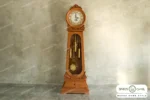 ساعت ایستاده و کنار سالنی چوبی ویکتوریا باروس (2)